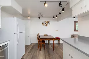 820 NE 4th St, Bend, OR 97701 - Photo 7