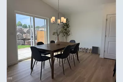 651 NE Mitchell Street #166, Madras, OR 97741 - Photo 11