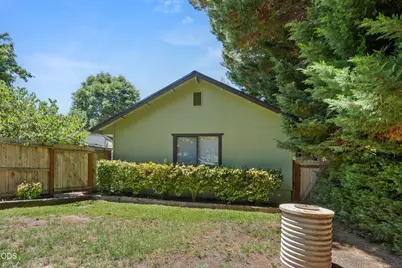 686 Towne Street, Grants Pass, OR 97527 - Photo 31