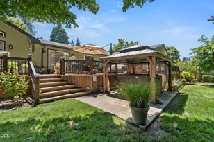 686 Towne St, Grants Pass, OR 97527 - Photo 27
