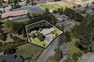 686 Towne St, Grants Pass, OR 97527 - Photo 41