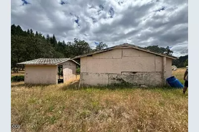5345 Westside Road, Cave Junction, OR 97523 - Photo 23