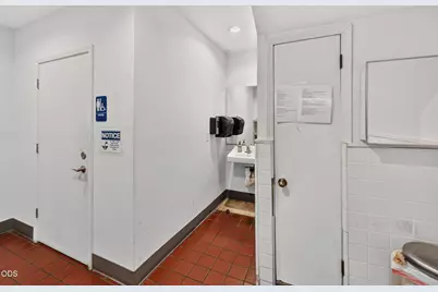 [Address not provided], Medford, OR 97504 - Photo 15