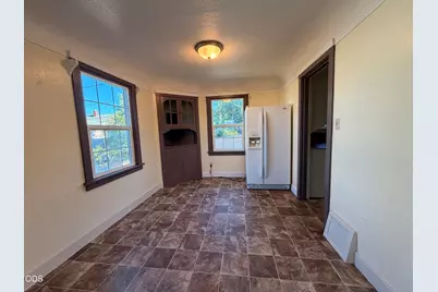 718 Roseway Drive, Klamath Falls, OR 97601 - Photo 7