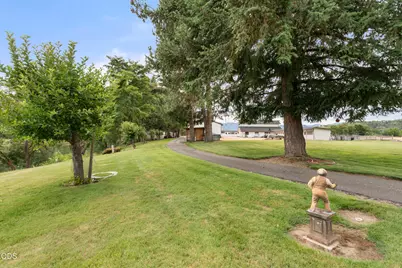 5061 Lower River Road, Grants Pass, OR 97526 - Photo 53