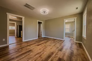 4977 Mathers St, Klamath Falls, OR 97601 - Photo 5