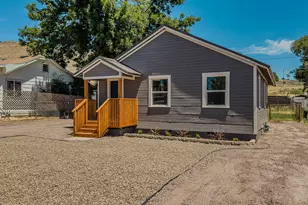 4977 Mathers St, Klamath Falls, OR 97601 - Photo 3