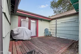 47947 W Commercial St, Oakridge, OR 97463 - Photo 11