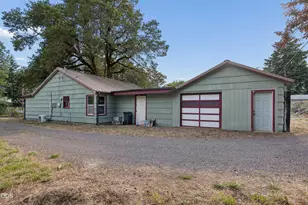 47947 W Commercial St, Oakridge, OR 97463 - Photo 11