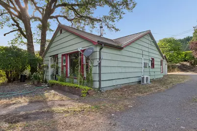 47947 W Commercial Street, Oakridge, OR 97463 - Photo 1