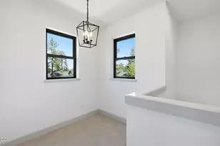 1035 E Horse Back Trail, Sisters, OR 97759 - Photo 39
