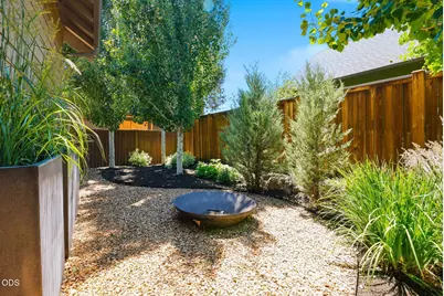 1035 E Horse Back Trail, Sisters, OR 97759 - Photo 3
