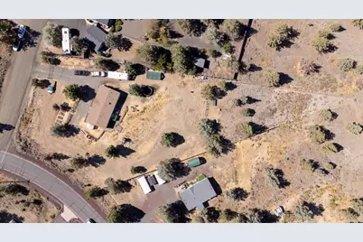 13770 SW Cinder Cone Loop, Terrebonne, OR 97760 - Photo 3