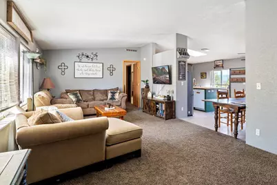 13770 SW Cinder Cone Loop, Terrebonne, OR 97760 - Photo 5