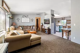 13770 SW Cinder Cone Loop, Terrebonne, OR 97760 - Photo 5