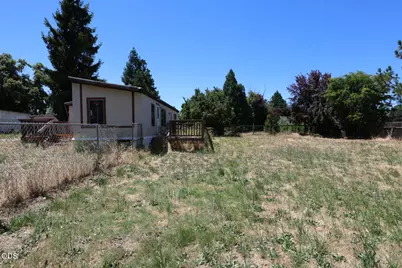 2370 Sunset Court, Medford, OR 97501 - Photo 13