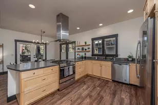 2340 NW Bens Ct, Bend, OR 97703 - Photo 7