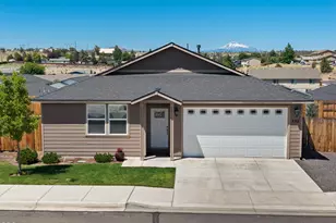 898 SE Strawberry Ln, Madras, OR 97741 - Photo 7