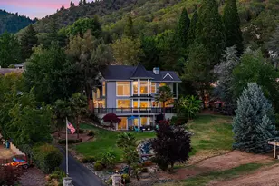 921 NE Beacon Dr, Grants Pass, OR 97526 - Photo 5