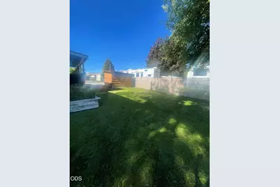 3415 Crest Street #18, Klamath Falls, OR 97603 - Photo 27