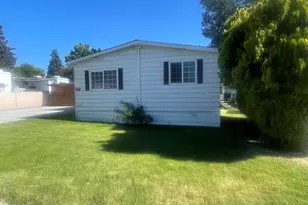 3415 Crest St, Klamath Falls, OR 97603 - Photo 3