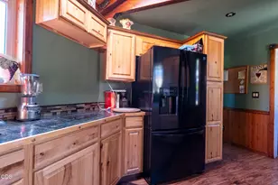 1329 Larson Rd, Roseburg, OR 97471 - Photo 29