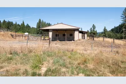 1329 Larson Road, Roseburg, OR 97471 - Photo 9