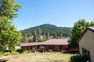 1329 Larson Rd, Roseburg, OR 97471 - Photo 39