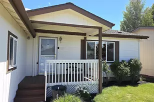 1188 NE 27th St, Bend, OR 97701 - Photo 3