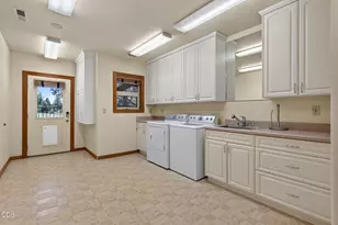21955 Rickard Rd, Bend, OR 97702 - Photo 49
