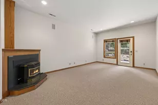 21955 Rickard Rd, Bend, OR 97702 - Photo 61
