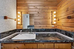 21955 Rickard Rd, Bend, OR 97702 - Photo 91