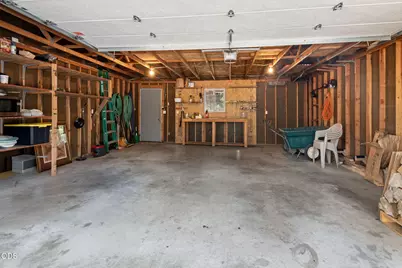 19010 Choctaw Road, Bend, OR 97702 - Photo 25