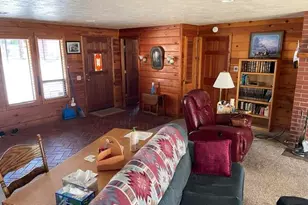15780 Homestead Ln, Klamath Falls, OR 97601 - Photo 9