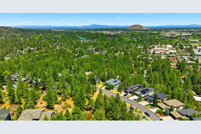1738 SW Troon Avenue, Bend, OR 97702 - Photo 13