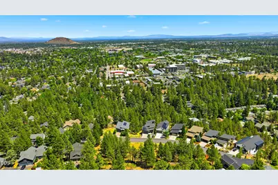 1738 SW Troon Avenue, Bend, OR 97702 - Photo 15