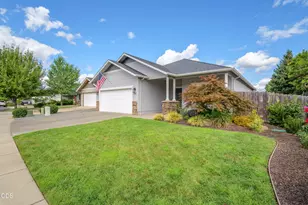 2140 SW Nick Way, Grants Pass, OR 97527 - Photo 37