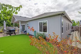 2140 SW Nick Way, Grants Pass, OR 97527 - Photo 31