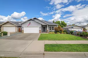 2140 SW Nick Way, Grants Pass, OR 97527 - Photo 39