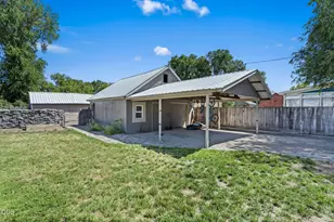 267 NW 5th St, Prineville, OR 97754 - Photo 29