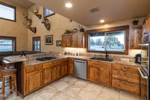 16470 SW Hwy 126, Powell Butte, OR 97753 - Photo 9