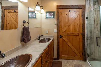16470 SW Highway 126, Powell Butte, OR 97753 - Photo 23