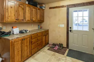 16470 SW Hwy 126, Powell Butte, OR 97753 - Photo 17