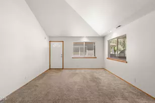1207 Springbrook Rd, Medford, OR 97504 - Photo 7