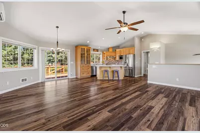 64736 Alcor Place, Bend, OR 97703 - Photo 9