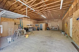 261 Old Booth Ln, Glendale, OR 97442 - Photo 9