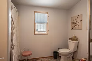 1570 S Peach, Medford, OR 97501 - Photo 15