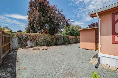 1570 S Peach #SPC 91, Medford, OR 97501 - Photo 23