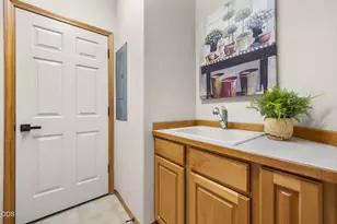 8414 Forest Ridge Loop, Redmond, OR 97756 - Photo 21