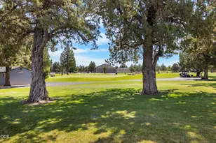 8414 Forest Ridge Loop, Redmond, OR 97756 - Photo 47